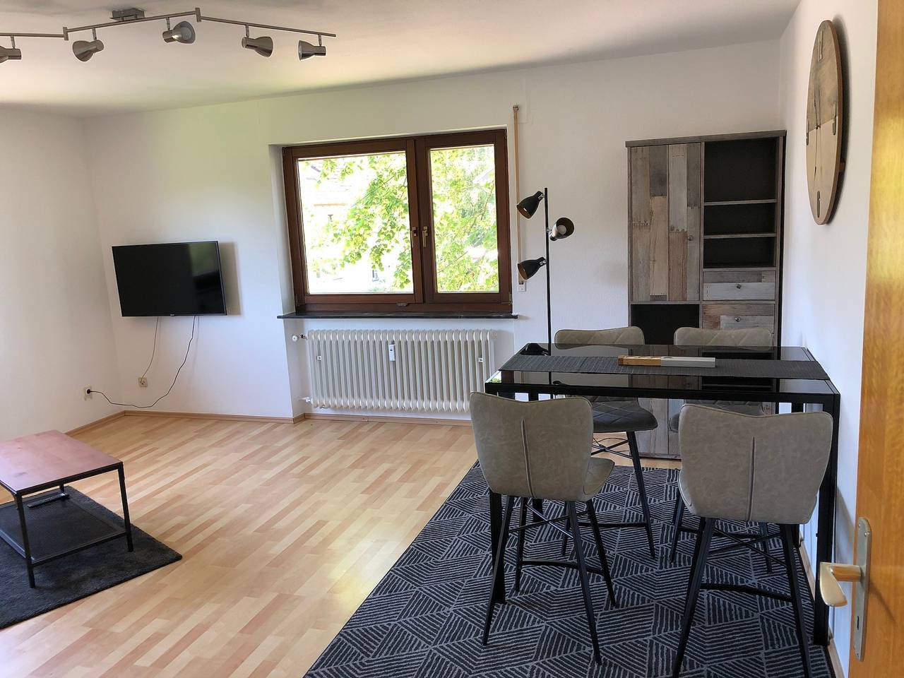 Entire apartment, Apartment "Haus Schwarzwaldblick" with Mountain View, Wi-Fi & Balcony in Gamshurst, Achern