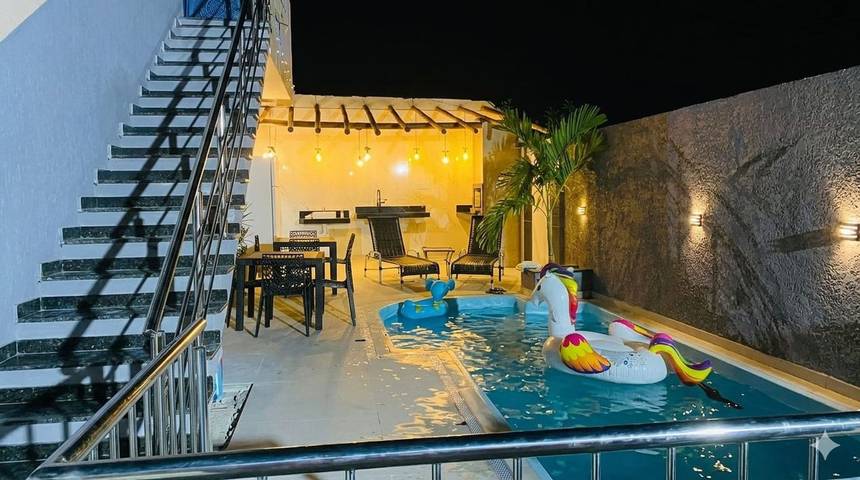 Holiday apartment for 5 people, with pool and balcony - 1