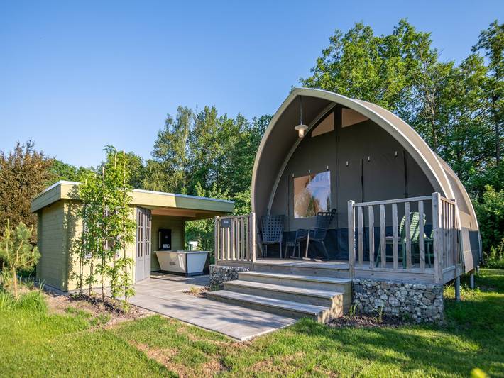 Chalet voor 2 personen, with Terras and Tuin as well as Sauna in Coevorden