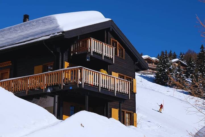 Chalet für 7 Personen, mit Sauna und Balkon in Bettmeralp