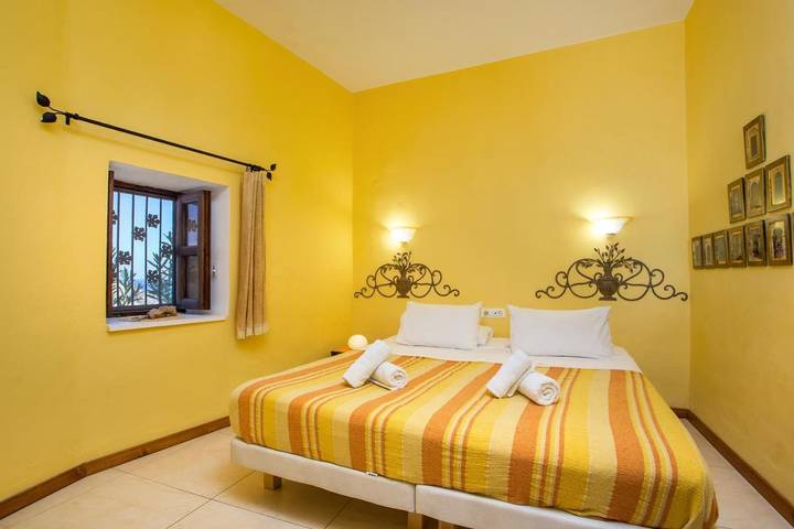 Maison d’hôte pour 2 personnes, avec jardin, animaux acceptés dans Rhodes - 3