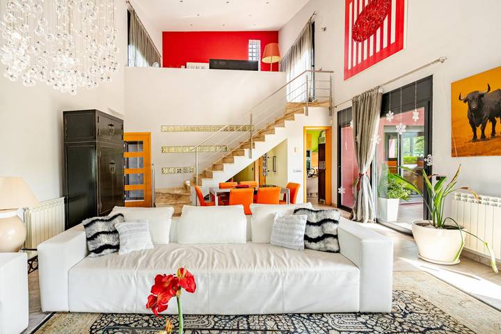 Chalet for 4 people, with garden and balcony, with pets in Bages