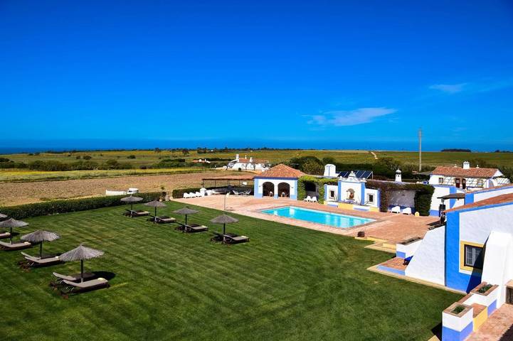 Casa de férias para 3 pessoas, com jardim e piscina em Zambujeira do Mar