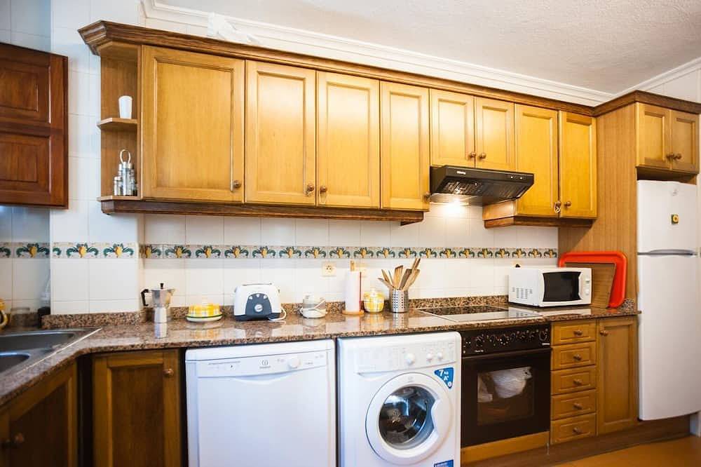 Apartamento entero, Charming 2-bedroom apartment with private bathroom in Comillas, Costa de Cantabria