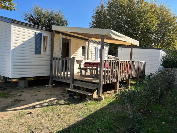 Mobil home pour 6 personnes, avec jacuzzi ainsi que jardin et bassin pour enfant à Argelès-sur-Mer - 2