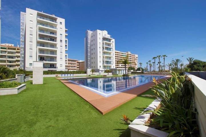 Apartamento de vacaciones para 4 personas, con piscina además de jardín y balcón - 1