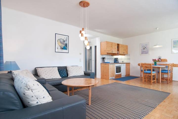 Ferienwohnung für 4 Personen, mit Balkon und Ausblick sowie Garten, kinderfreundlich in Finkenstein am Faaker See - 3