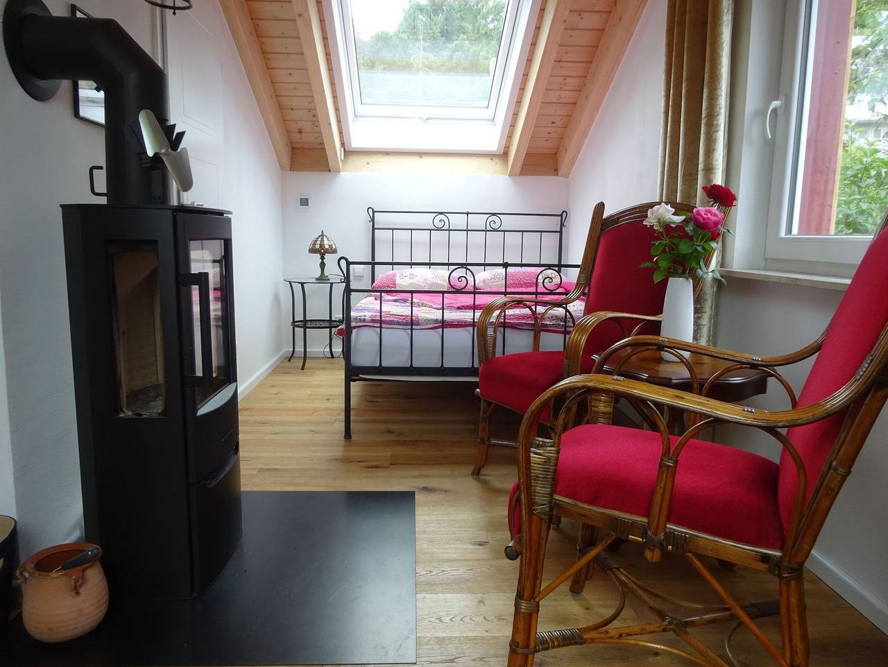 Ganze Ferienwohnung, Ferienwohnung Zeitlos - Ferienwohnung 2 Personen in Löwenstein, Stuttgart Region