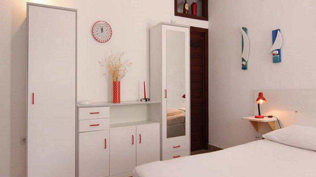 Ganze Ferienwohnung, Ferienwohnung für 2 Personen (24 m²) in Bol in Bol, Brac