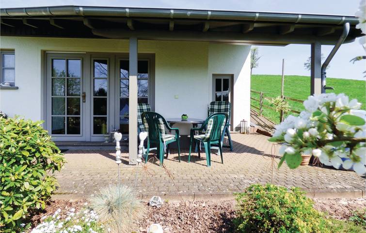 Ferienhaus für 2 Personen, mit Terrasse und Garten sowie Sauna in der Südeifel - 3