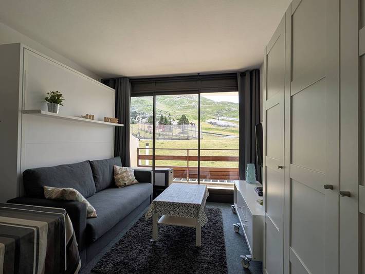 Estudio entero, Estudio acogedor para 4 con balcón y Wi-Fi, acceso directo a las pistas in La Pierre Saint-Martin, Arette