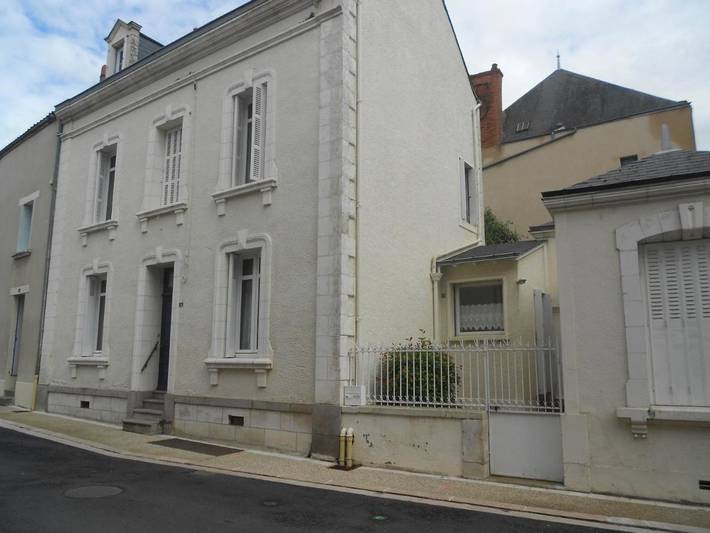 Location de vacances pour 7 personnes, avec Terrasse dans Tessonnière