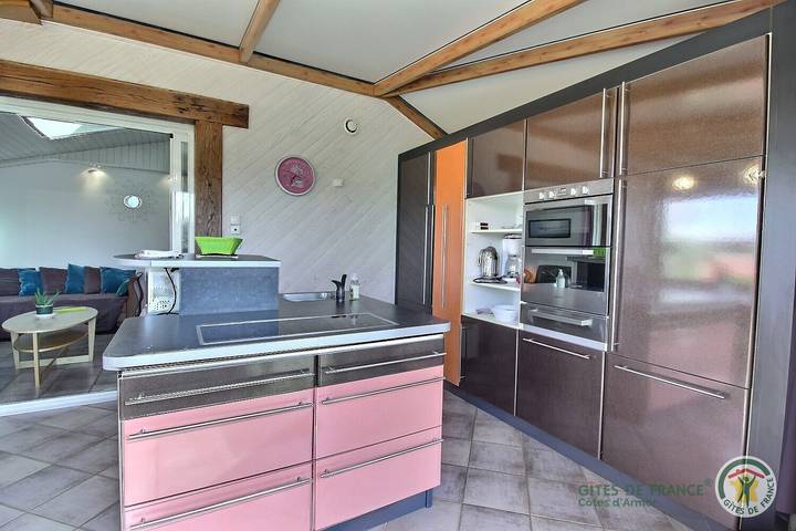 Gîte pour 2 personnes, avec jardin et terrasse, animaux acceptés à Plourhan - 2