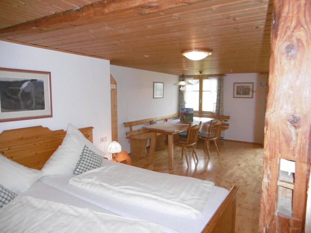 Landhaus Keck - Doppelzimmer in Stiefenhofen, Bayerisch Schwaben