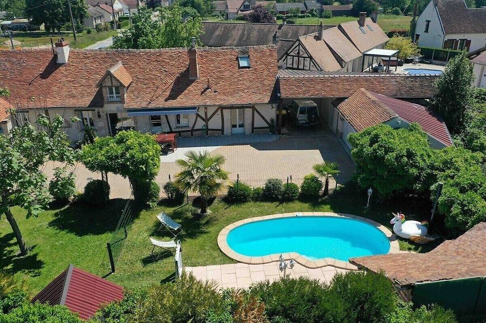Ferienhaus-Traditionell-Ensuite mit Dusche-avec Piscine et Mare in Romorantin-Lanthenay, Sologne