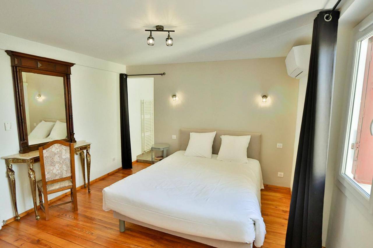 Large Double Room in Hagetmau, Landes
