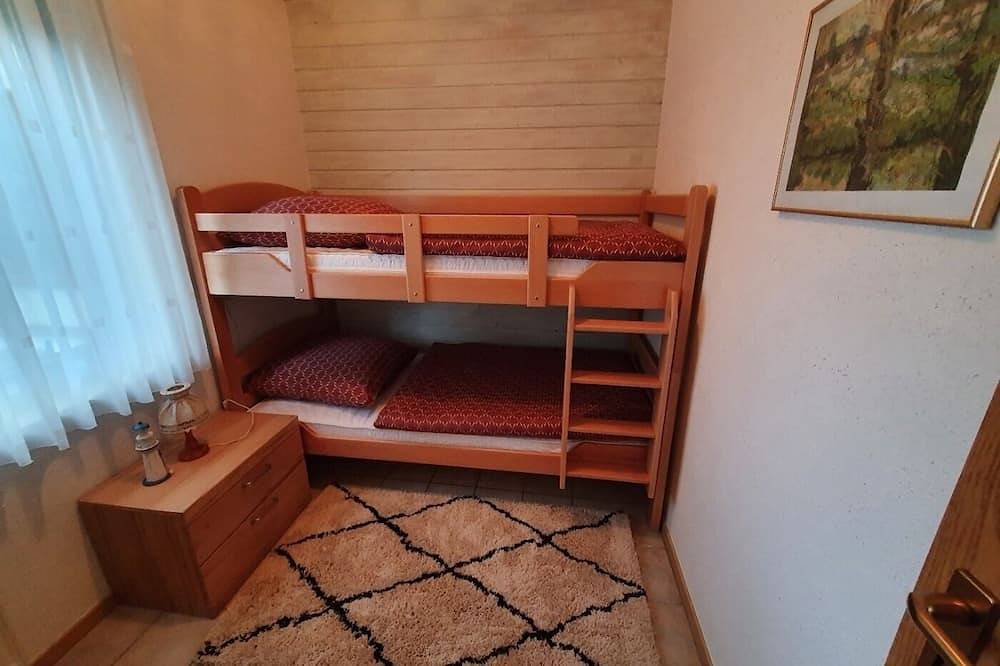 Appartement entier, Vacation apartment/apartment for 4 guests with 60m² in Gerolstein in Gerolstein, Eifel volcanique