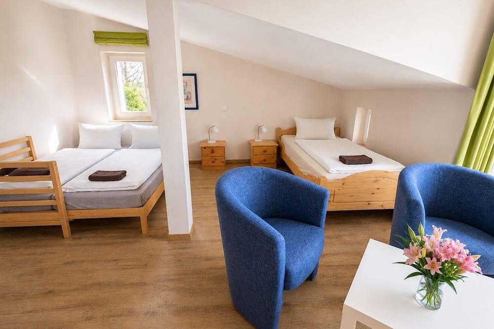 Ostseelandsitz 1 - Sauna, Pool, Kamin und Garten für Ruhe und Entspannung in Kühlungsborn, Mecklenburgische Ostseeküste