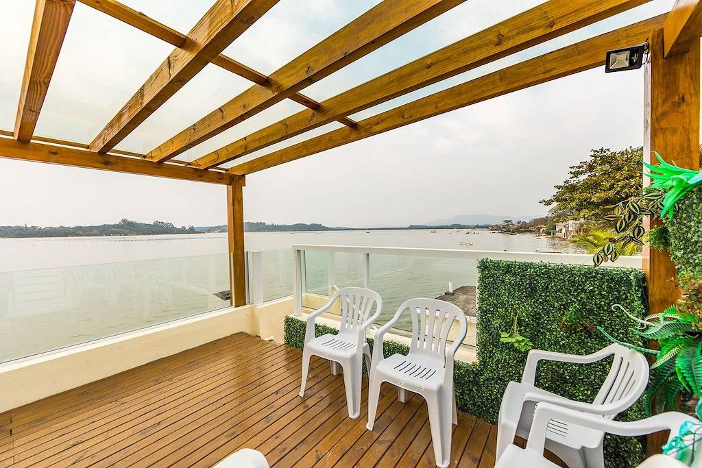 Paraiso Ribeirão da Ilha Legitimo pé na Areia in Ribeirão da Ilha, Florianópolis