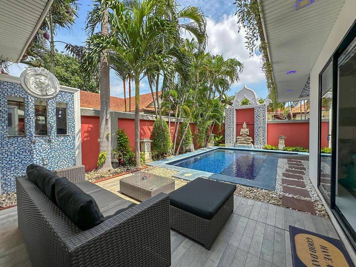 Villa pour 4 personnes, avec terrasse ainsi que piscine et jardin à Pattaya - 2