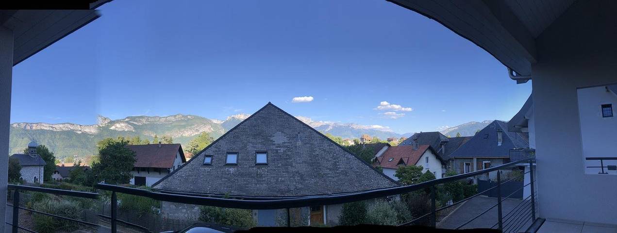 Gîte pour 7 personnes, avec vue sur le lac et terrasse