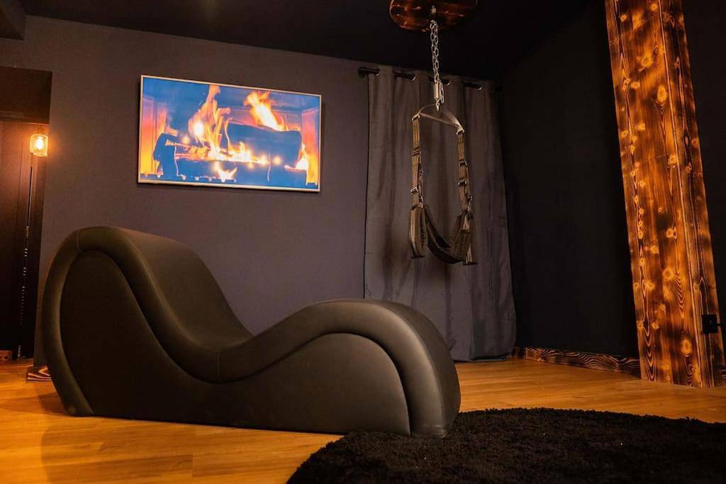 Appartement entier, Love Room L'Eglix in Saint-Vit, Doubs