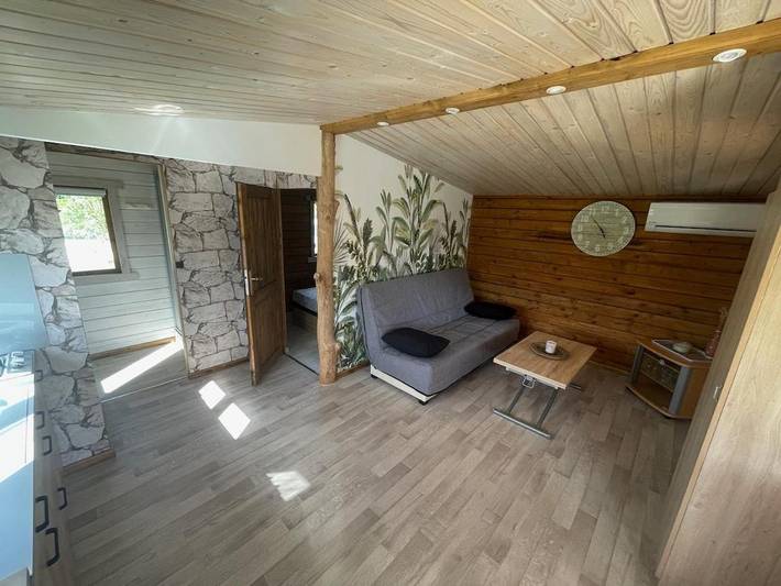 Gîte pour 4 personnes, avec piscine et jardin à Saint-Étienne-de-Fontbellon - 4