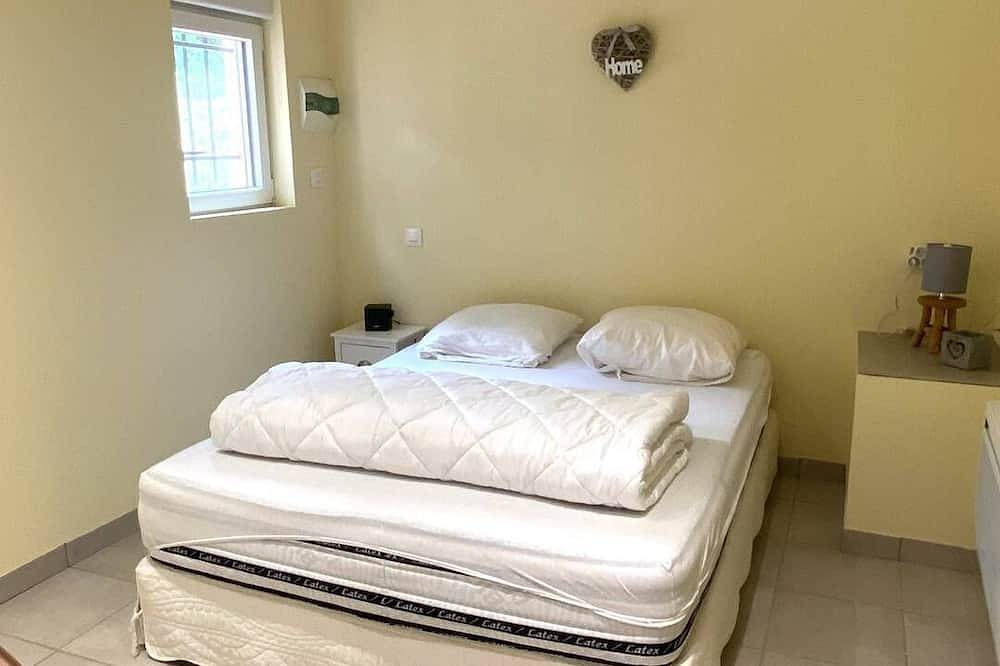 Single storey house with 3 bedrooms, garden and wifi in Vernet-les-Bains, Prades region