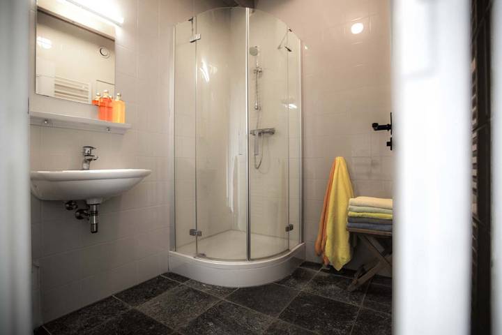 Ruhiges, charmantes Ferienhaus für 2–3 Personen am Schoonebeekerdiep mit Weitblick in Bourtanger Moor