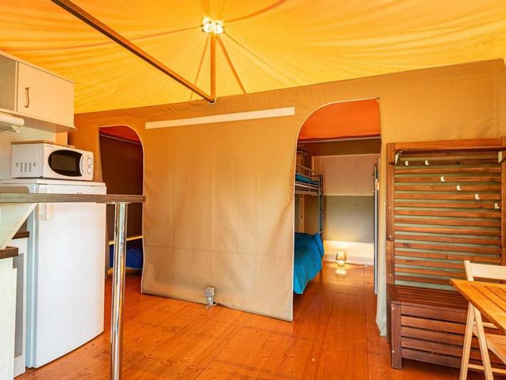 Location de vacances pour 6 personnes, avec piscine dans Éclassan - 4