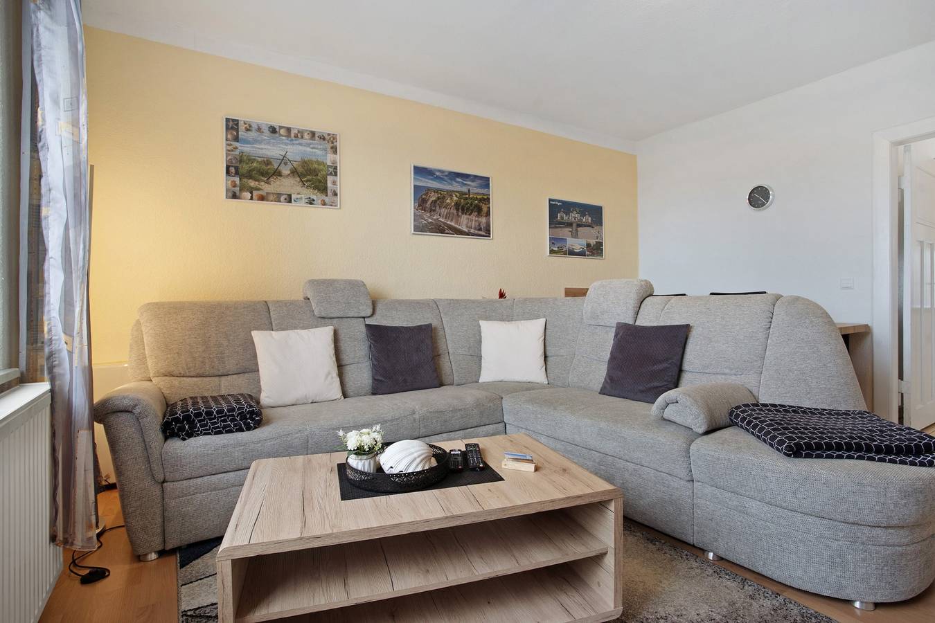 Appartement entier, Appartement « Au-dessus du port » avec vue sur la mer, terrasse commune et Wi-Fi in Sassnitz, Parc national Jasmund