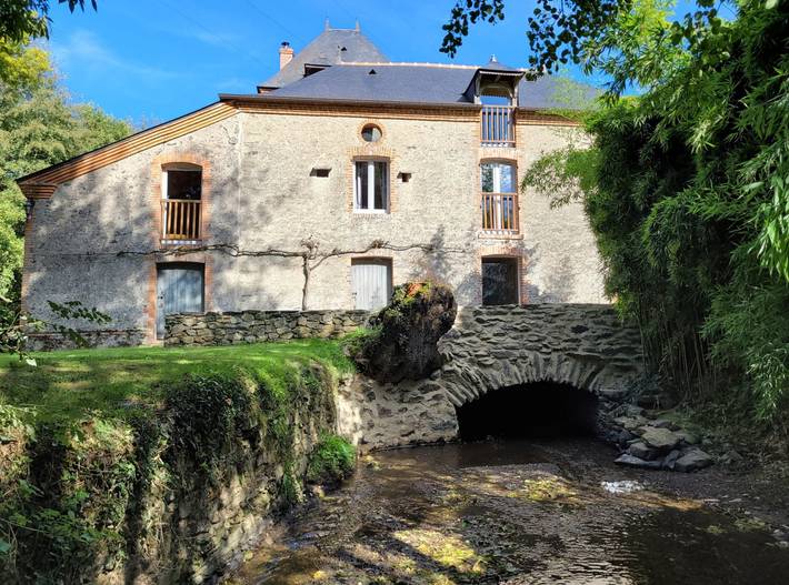 Chambre d’hôte pour 2 personnes, avec jardin à Chanzeaux