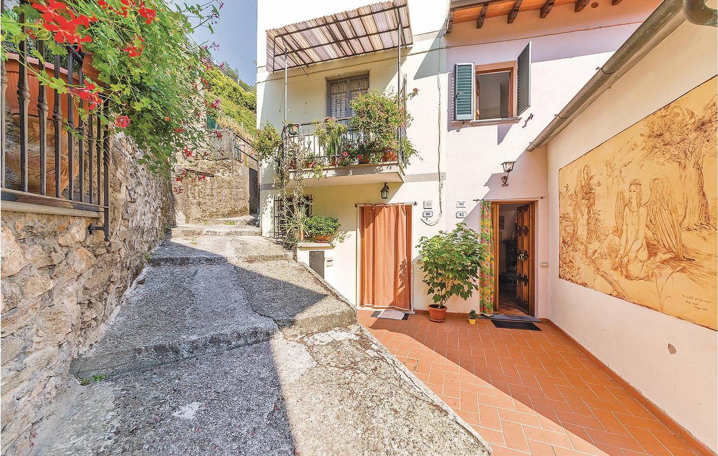 Gezellig uitje met vuurplaats & keuken, 400m naar Osteria in Camaiore, Italiaanse Rivièra