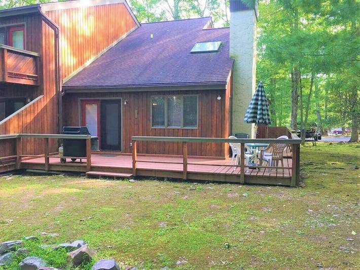 Ferienhaus für 9 Personen, mit Pool und Garten - 1