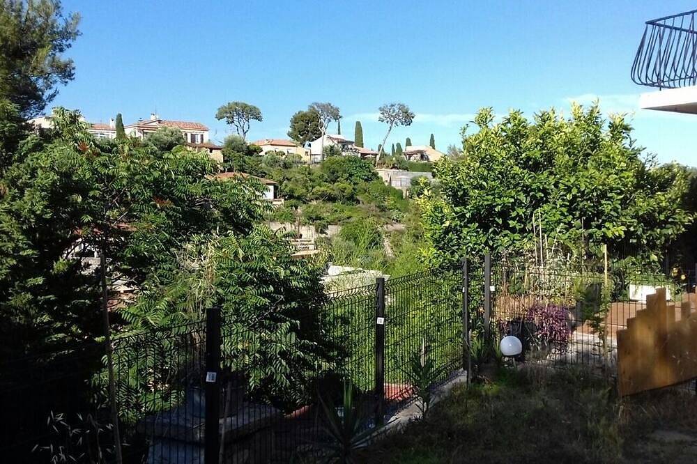 Mini-maison 1pièce provençale avec Bbq, terrasse et jardin privatifs in Roquebrune-Cap-Martin, Côte méditerranéenne (France)