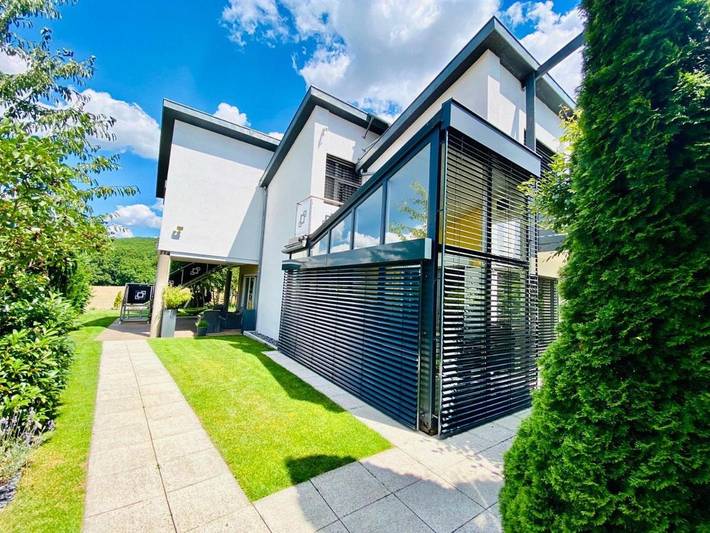 Ferienwohnung für 6 Personen, mit Terrasse und Garten sowie Ausblick in Marktheidenfeld
