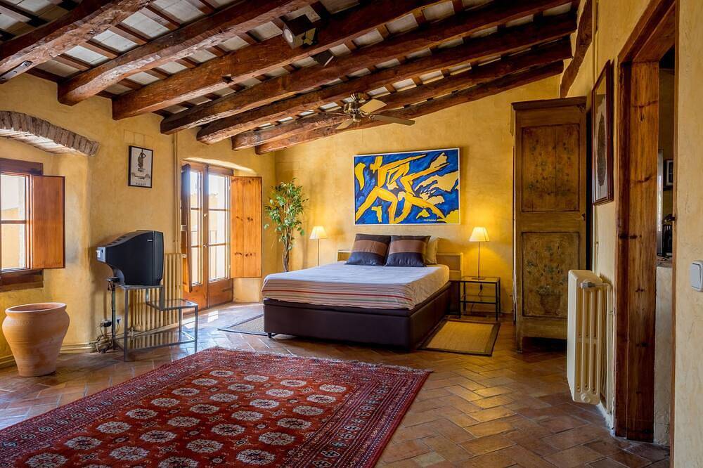Appartement entier, Can Felip Penthouse with Fantastic Views in Palafrugell, Costa Brava