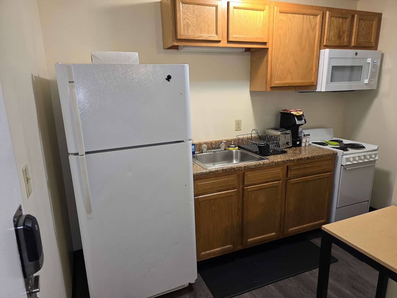 Entire apartment, 2 Bedroom Downtown Apt   Friends   Families Ideal  in Pittsburgh, Allegheny County