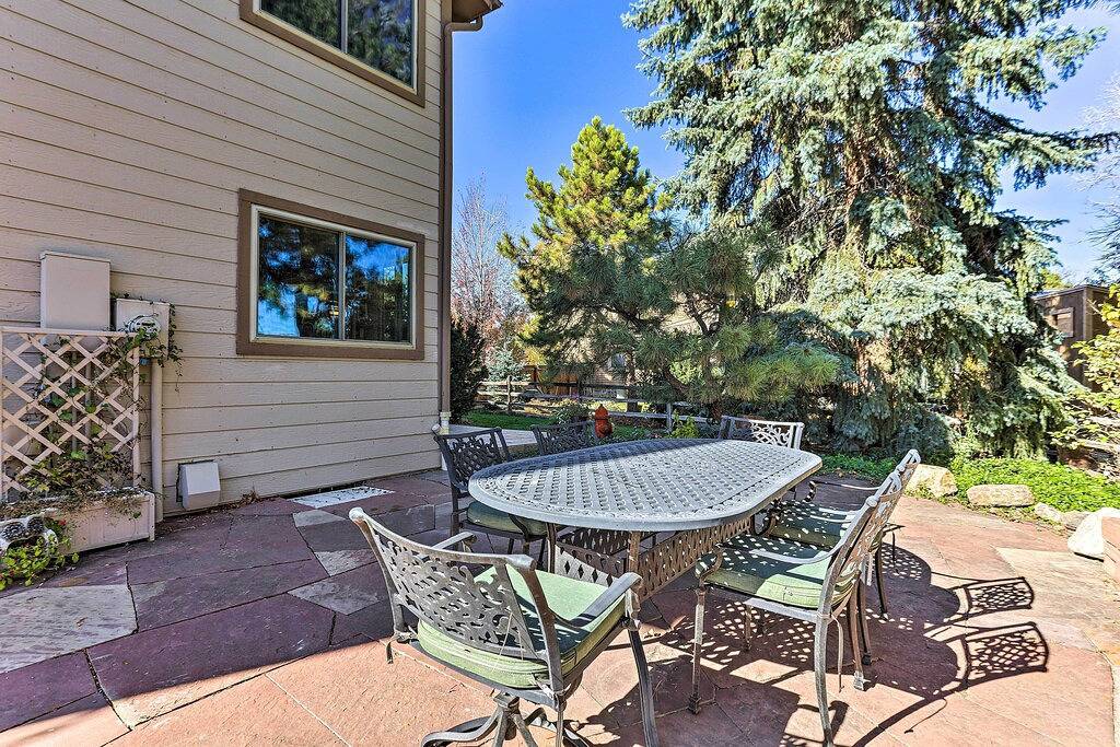 Near Shops & Eats! Centennial Home w/ Sunroom in Centennial, Arapahoe County