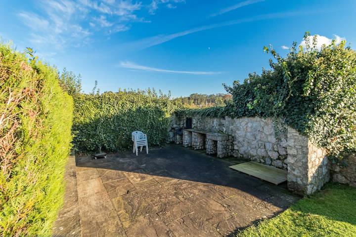 Casa rural para 10 personas, con jardín en Comarca de Santander - 3
