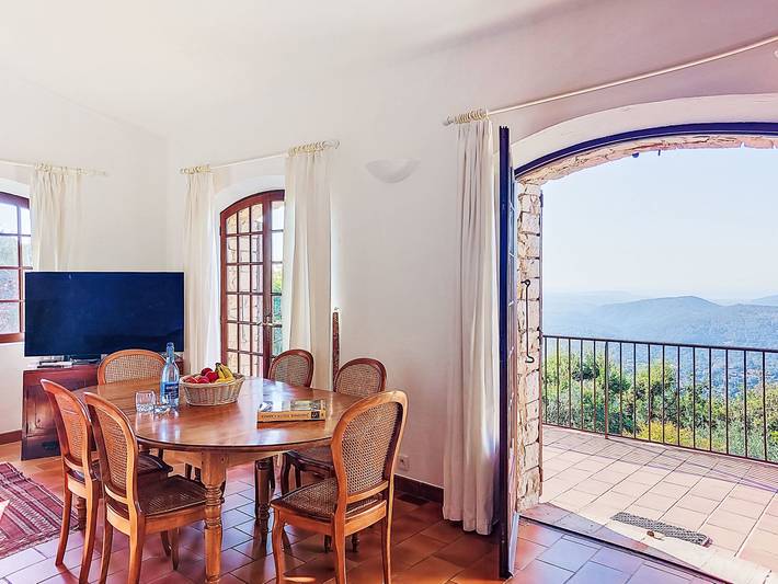Balcon d´Azur in Spéracèdes, Costa mediterránea (Francia)