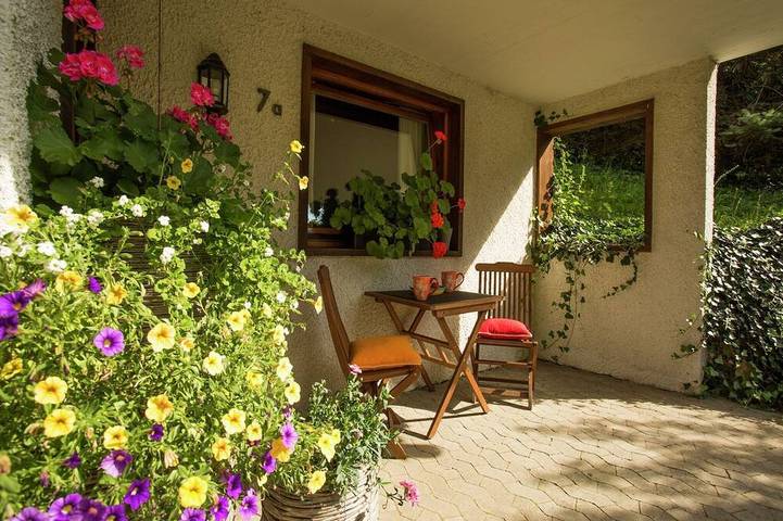 Ferienpark für 2 Personen, mit Terrasse und Garten in der Eifel - 2