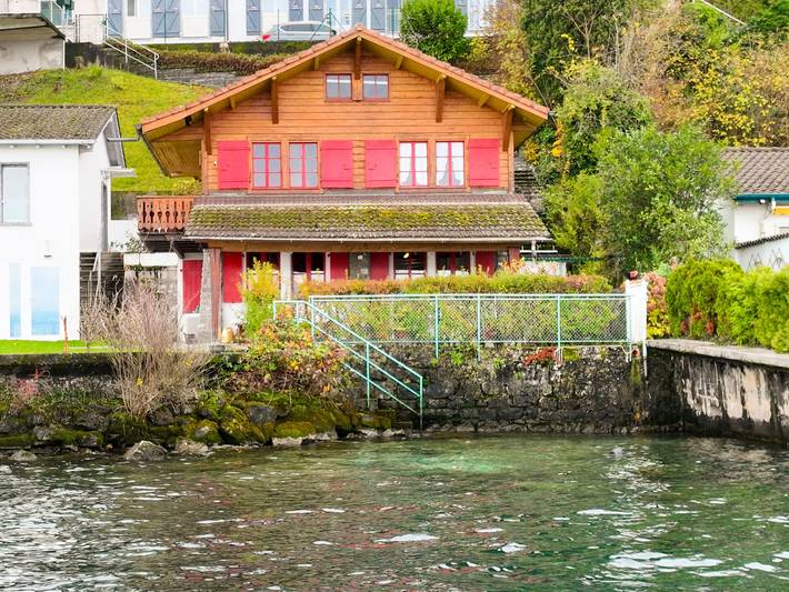 Ferienhaus für 8 Personen, mit Terrasse und Garten sowie Ausblick und Seeblick am Genfer See