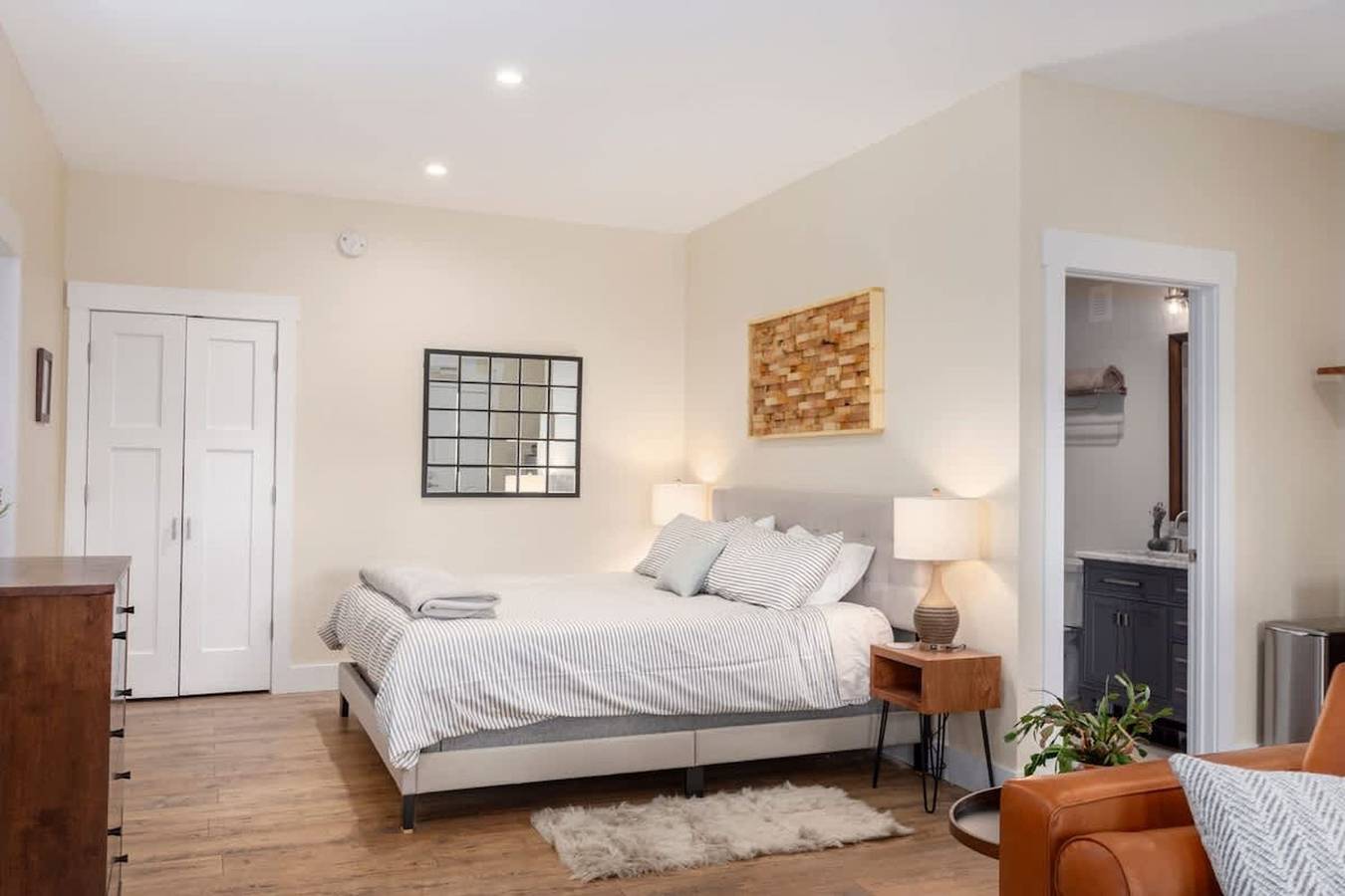 Ganze Wohnung, Eco-Luxe 1Bdr w Patio Free Tix Near Biltmore in Blue Ridge Parkway, Asheville