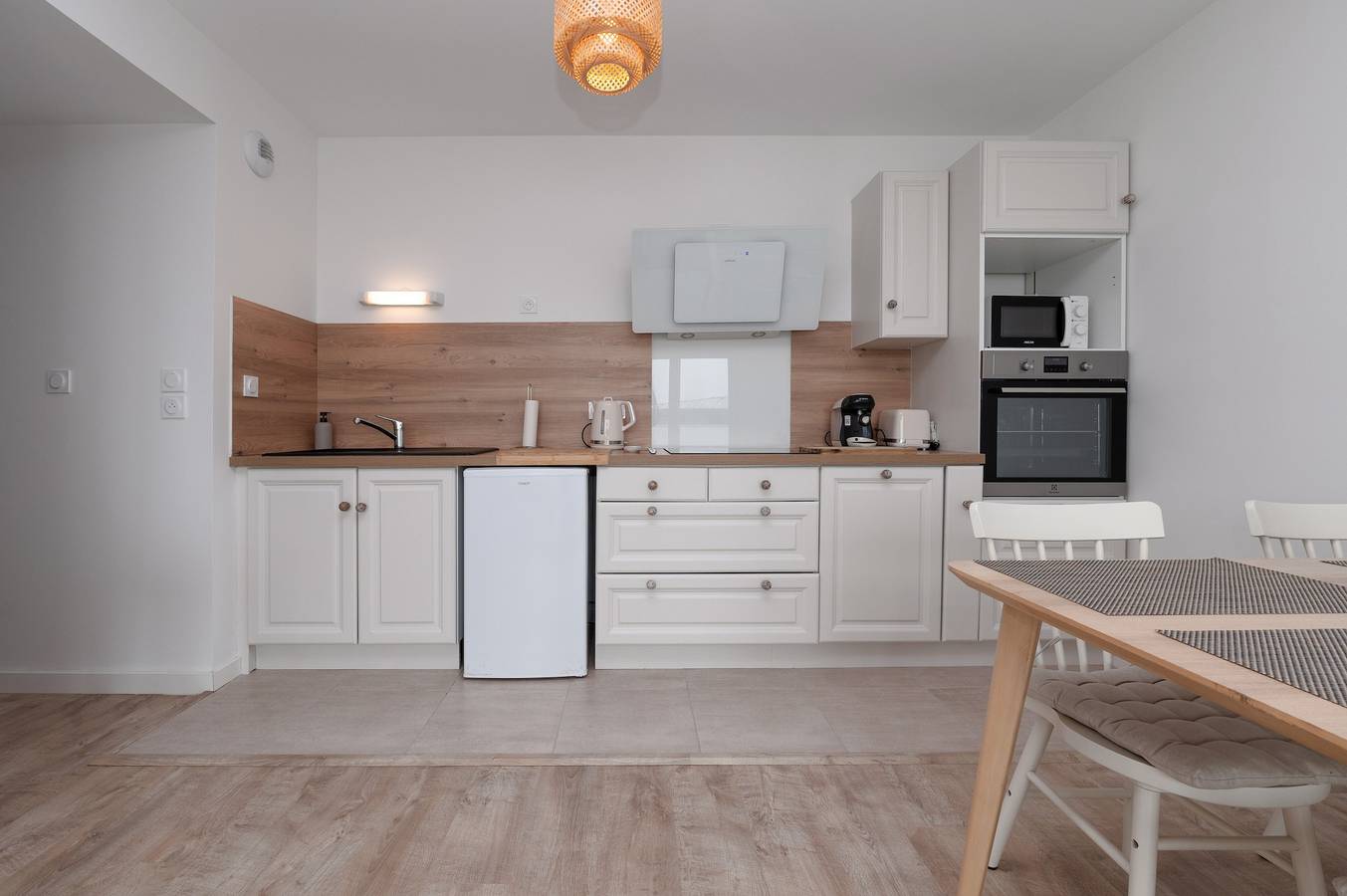 Ganze Wohnung, La Belle Étoile – Apartment für 4 Personen mit Balkon in Vannes in Vannes, Côte des Mégalithes