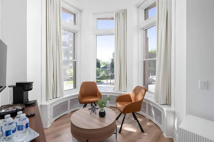 Maison d’hôte pour 2 personnes, avec jardin ainsi que terrasse et vue à Montréal - 3