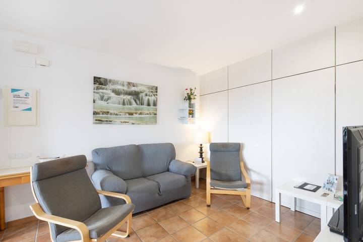 Casa rural para 4 personas, con piscina para niños y balcón, Familias con niños en Provincia de Barcelona - 3