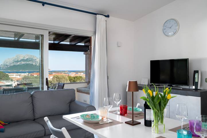 Appartamento per 4 persone, con terrazza a Porto San Paolo