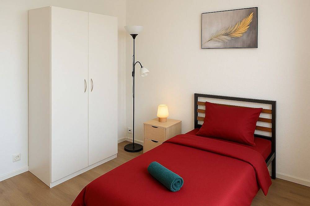 Ganze Wohnung, Apartment Halle Neustadt – 3 Zimmer in Halle, Saale-Unstrut