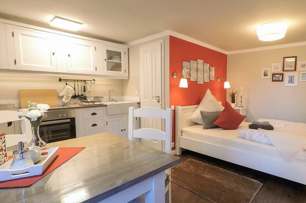 Ganze Wohnung, Friendly Home - Appartement \"Vitality\" - Köln - Messe - Bonn - Phantasialand in Bornheim/Brenig, Bornheim
